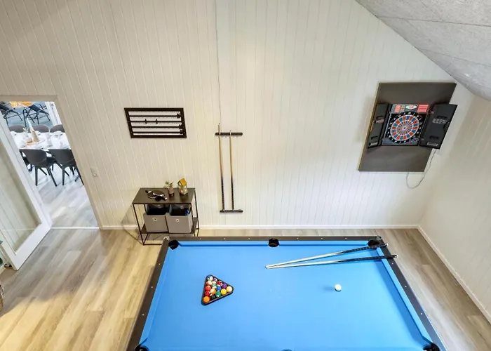 Villavilla 766 - Am See, Deutschland *